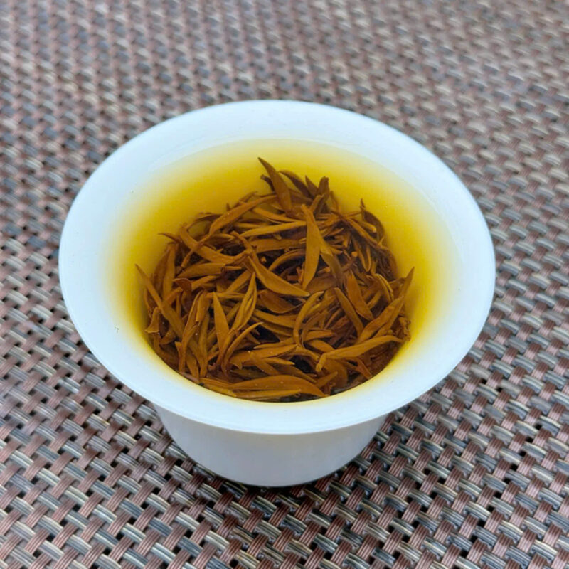 Hồng Trà Kim Tuấn Mi - Ảnh 2